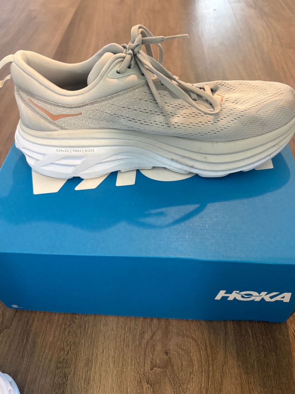 Hoka Light Gray Running Shoes with Coral Logo - Picture 9 of 10